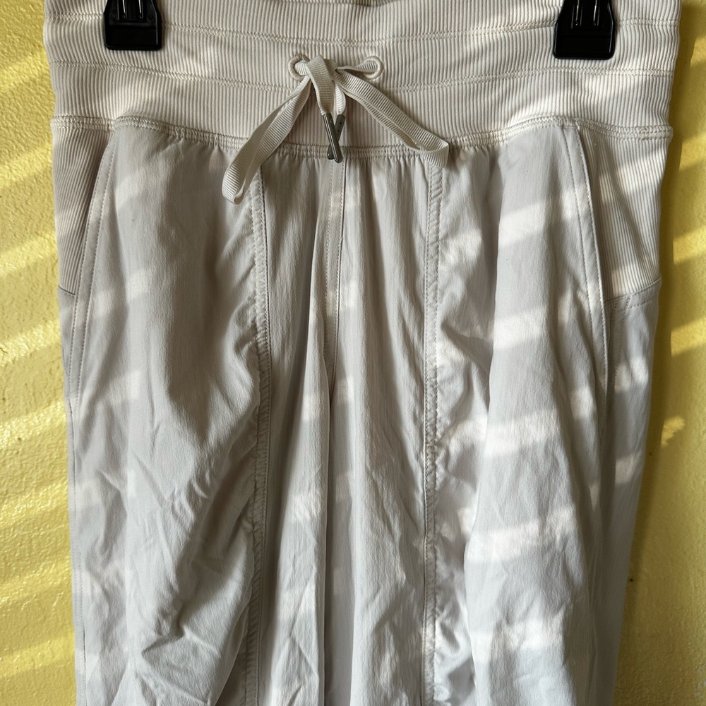 Lululemon dance studio mid rise joggers